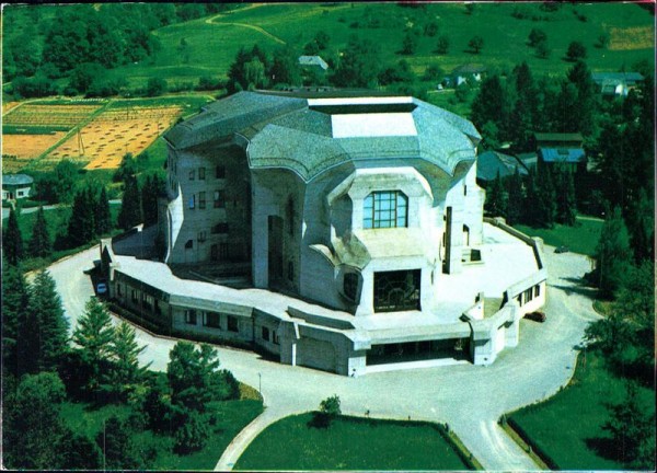 Dornach, Goetheanum, Flugaufnahme Vorderseite