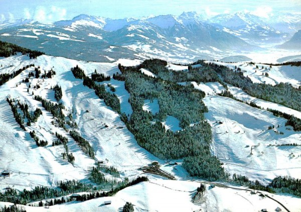 Skigebiet Atzmännig, Goldingen - Flugaufnahmen Vorderseite