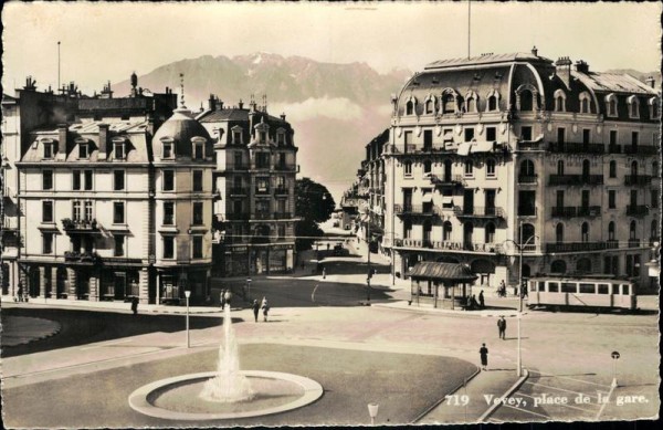 Vevey, place de la gare. Vorderseite