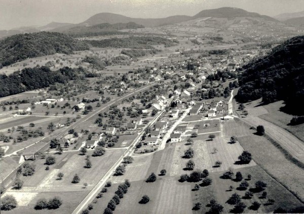 5074 Eiken AG, Höchiweg, Rüttistrasse/ Vor Bau von der A3 Autobahn Vorderseite