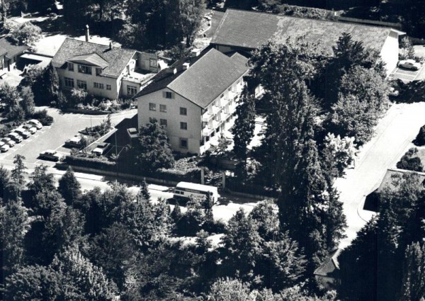 Hotel-Restaurant Erlibacherhof, Erlenbach ZH  -  Flugaufnahmen Vorderseite