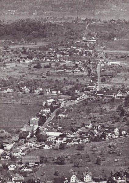 Wangen SZ - Flugaufnahmen Vorderseite