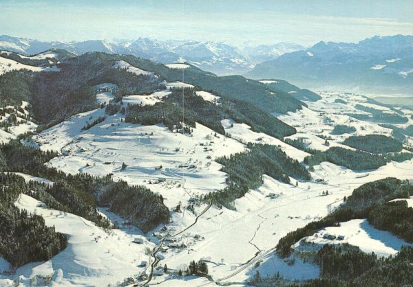 Fischenthal ZH - Flugaufnahmen Vorderseite