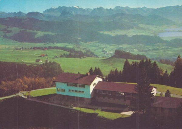 Berggasthaus Etzel-Kulm - Flugaufnahmen Vorderseite